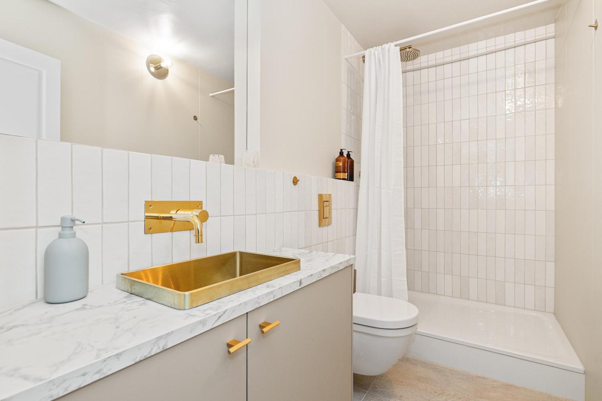 Downtown Baldursbra - Two Bedroom Apartment Reykjavík Dış mekan fotoğraf